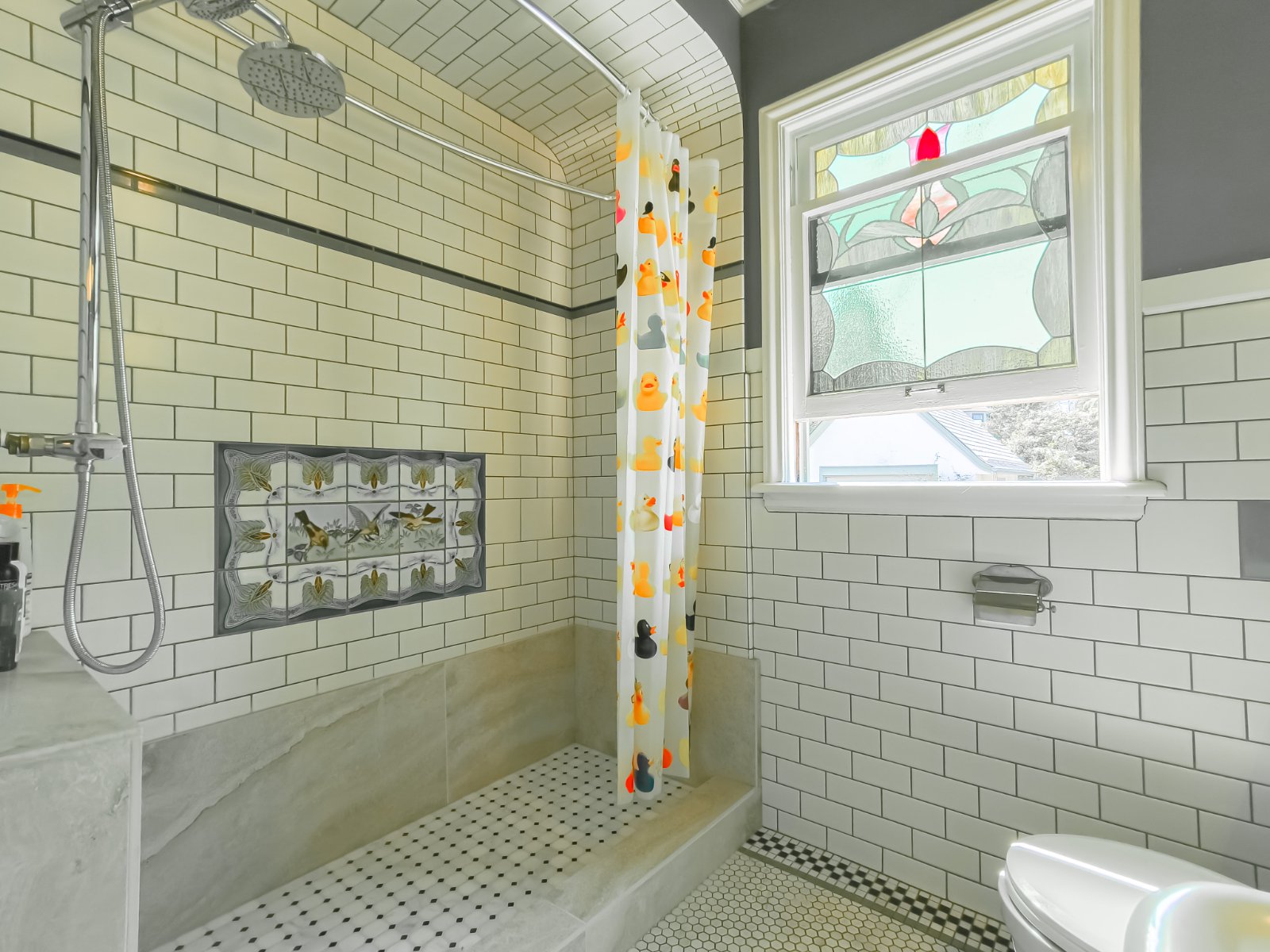 Room in House for Rent - Allison Rd, Vancouver, BC 4