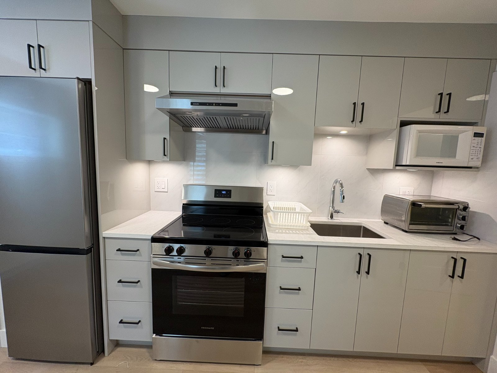 2 Bedroom Basement Suite for Rent - 137 Peveril Ave, Vancouver, BC 2