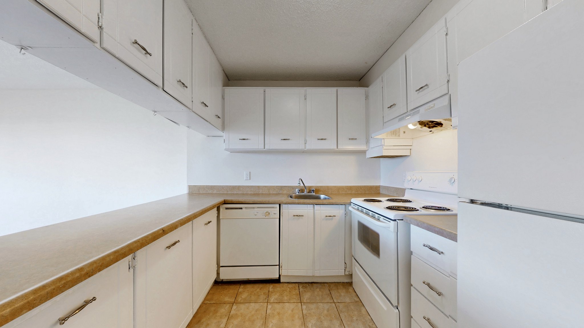 3 Bedroom Apartment for Rent - 1460 Ghent Avenue, Burlington, ON 2