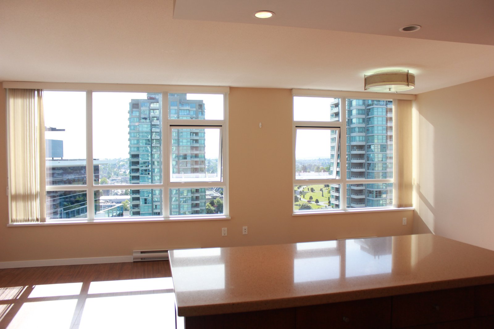 2 Bedroom Apartment for Rent - 4400 Buchanan Street, Burnaby, BC 2