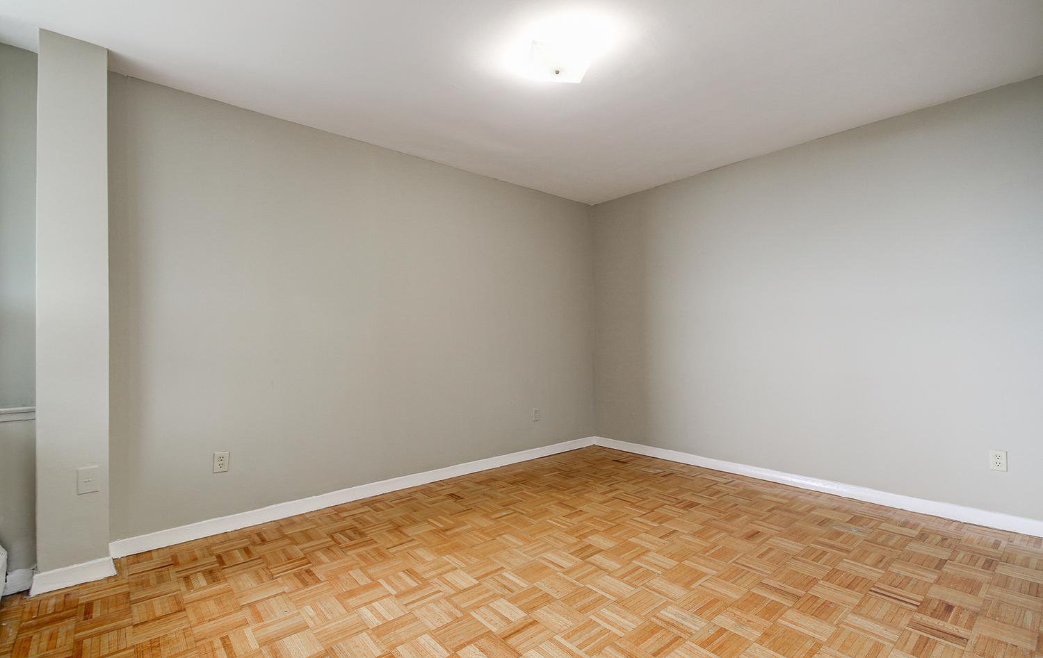 2 Bedroom Apartment for Rent - 545 The West Mall, Toronto, ON 4