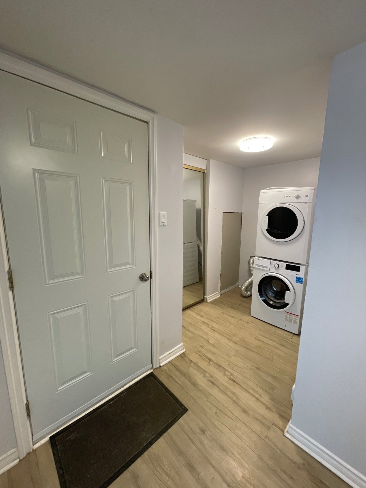 2 Bedroom Apartment for Rent - 111 Rue Isabelle, Gatineau, QC 2