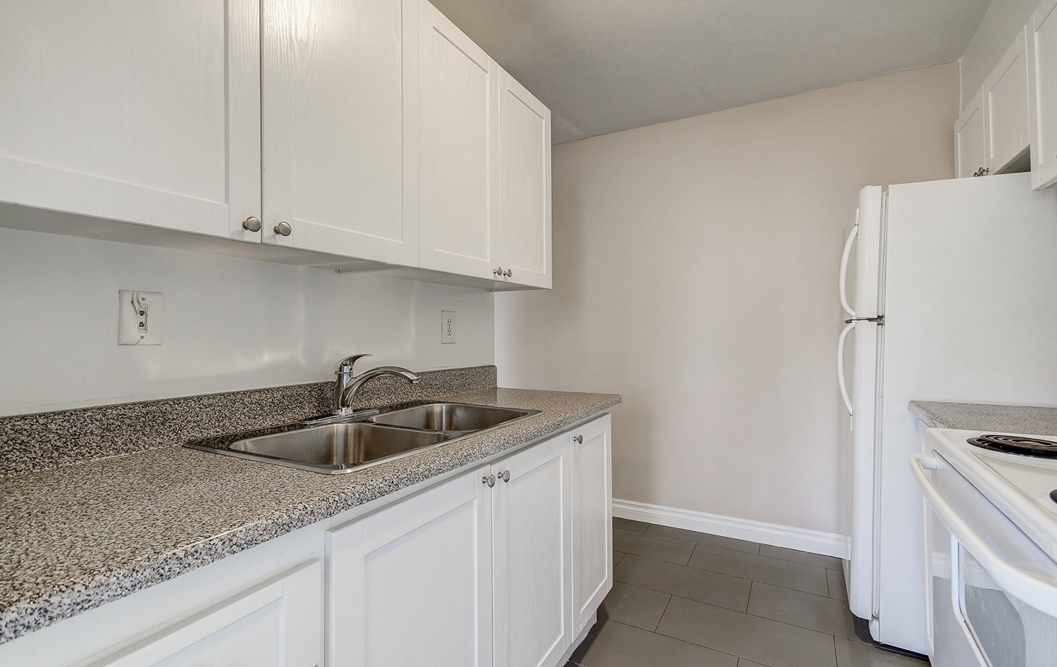 2 Bedroom Apartment for Rent - 180 Bold Street, Hamilton, ON 2