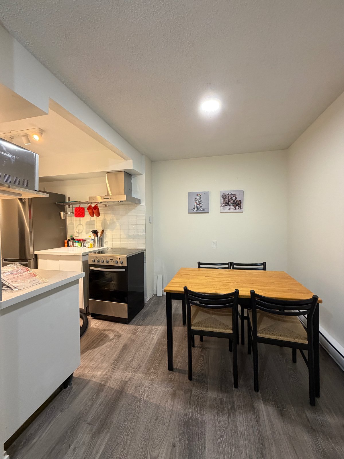 2 Bedroom Apartment for Rent - Main St, Vancouver, BC 3