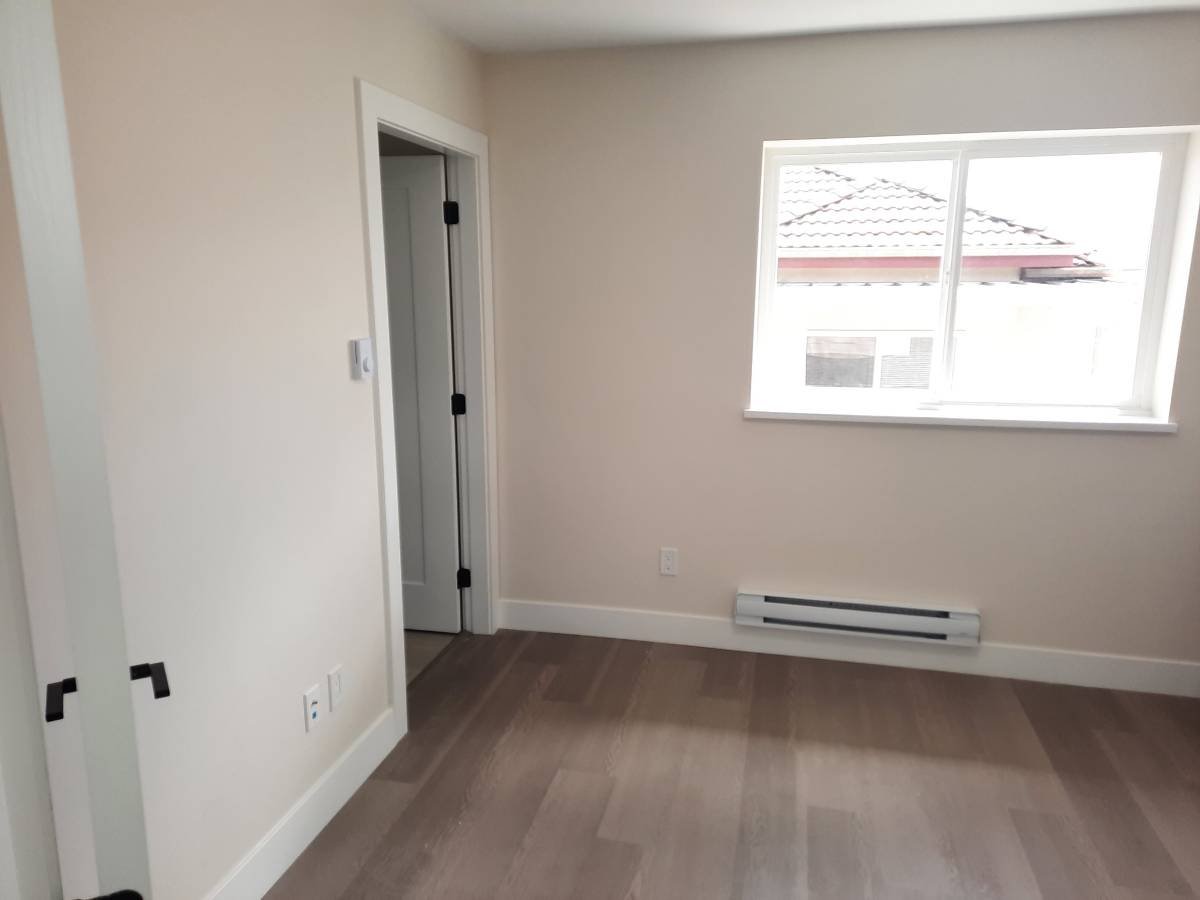 2 Bedroom House for Rent - 381 E 57th Ave, Vancouver, BC 2