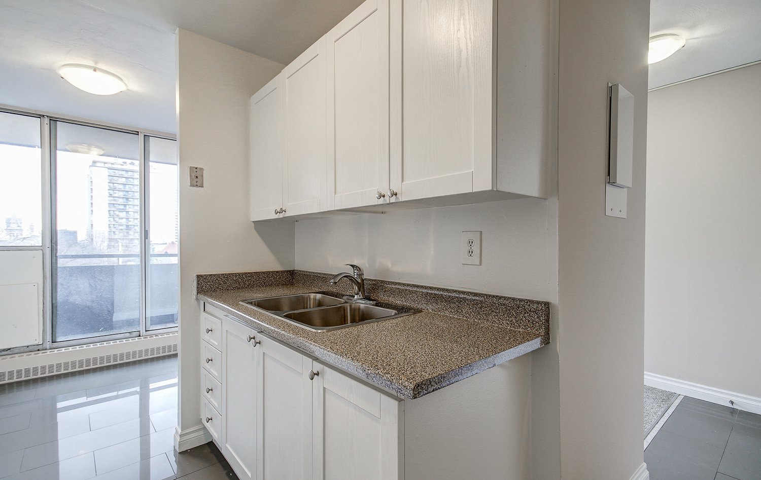 2 Bedroom Apartment for Rent - 180 Bold Street, Hamilton, ON 3