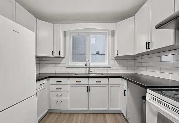 3 Bedroom House for Rent - 342 Carlton St, St Catharines, ON 4