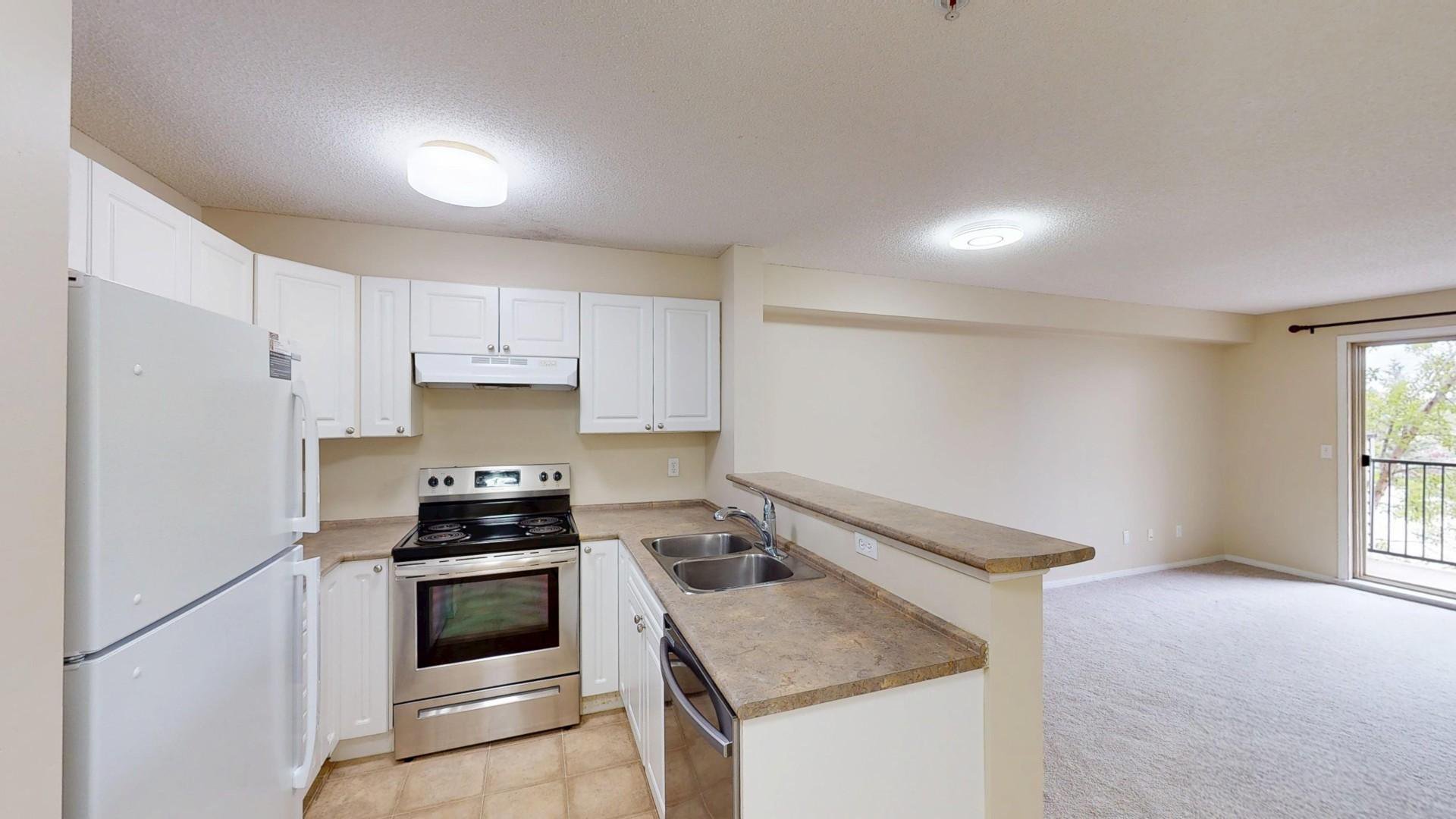 2 Bedroom Apartment for Rent - 8 1307- 8  Bridlecrest Dr SW, Calgary, AB 2