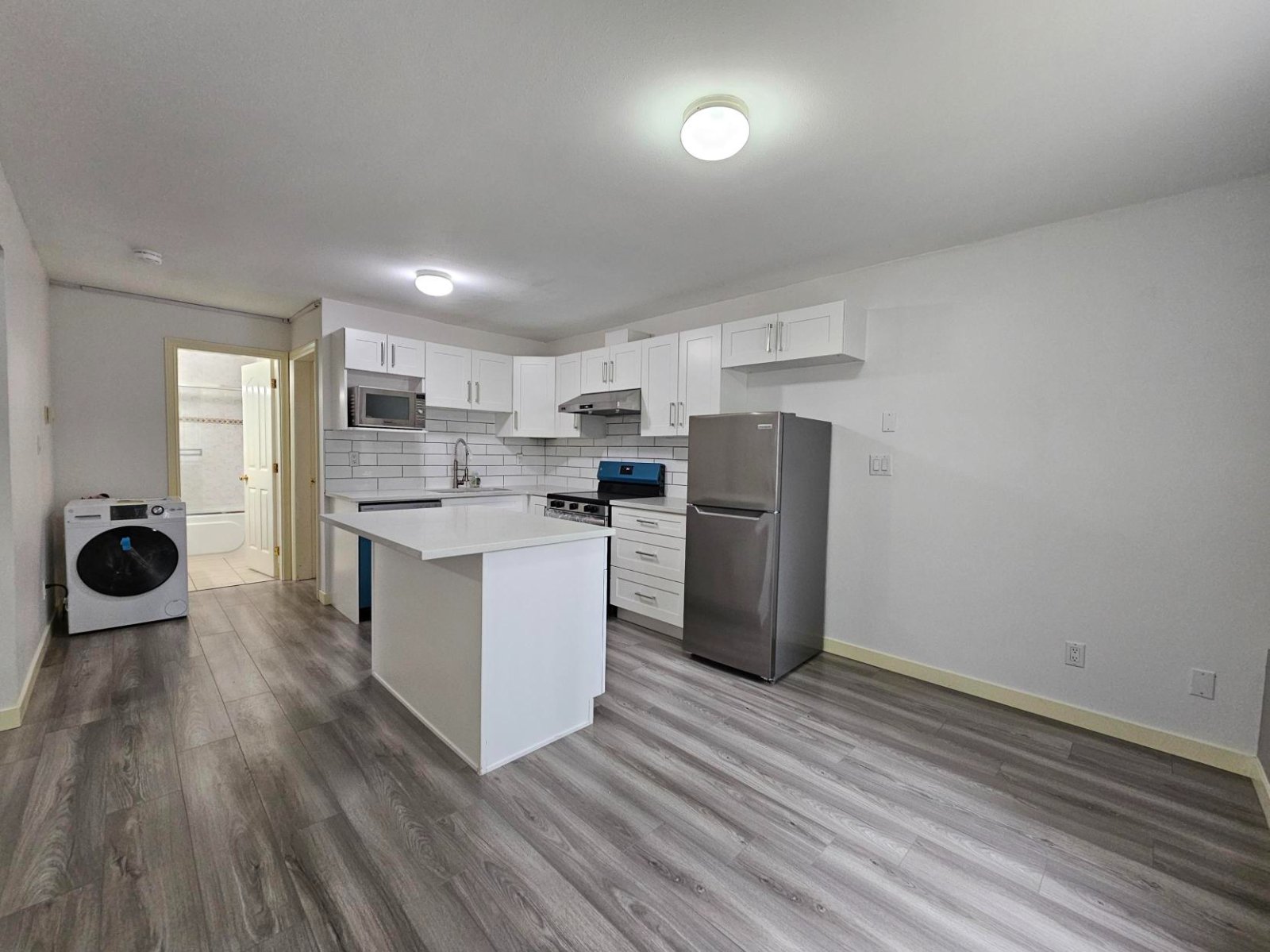 2 Bedroom Basement Suite for Rent - Burns St, Burnaby, BC 2