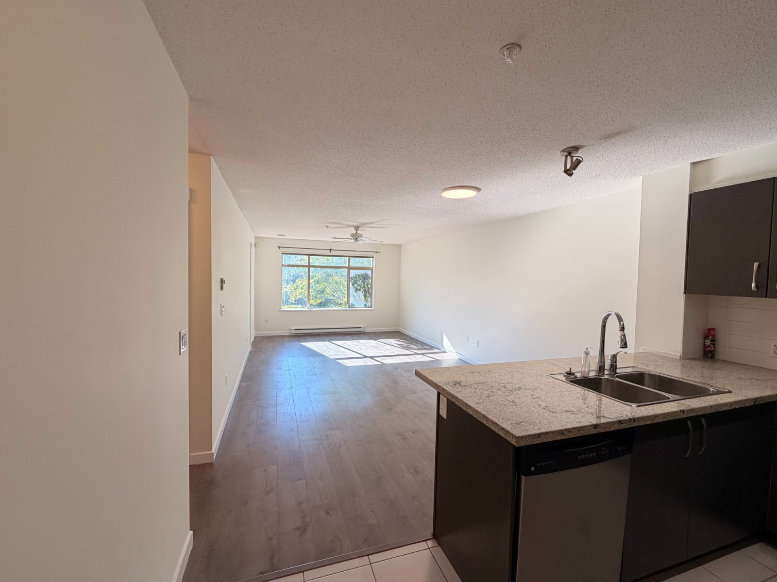 2 Bedroom Apartment for Rent - 9288 Odlin Road, Richmond, BC 4