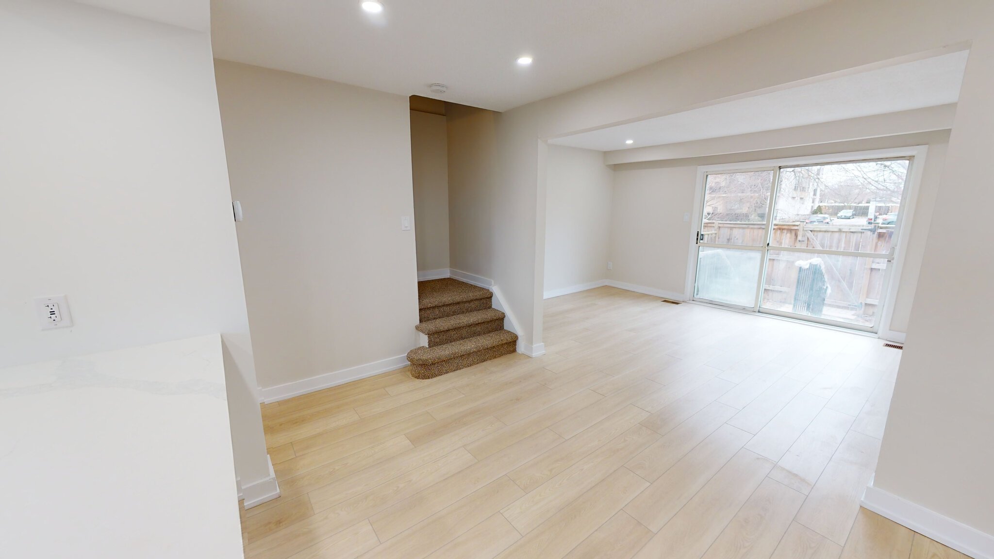 3 Bedroom Apartment for Rent - 25  Tindale Court, Hamilton, ON 3