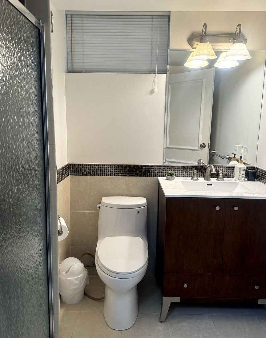2 Bedroom House for Rent - 31 Whitelock Cres, York, ON 3