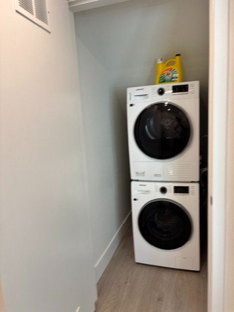 2 Bedroom Apartment for Rent - 2250 E 1st Ave, Vancouver, BC 5