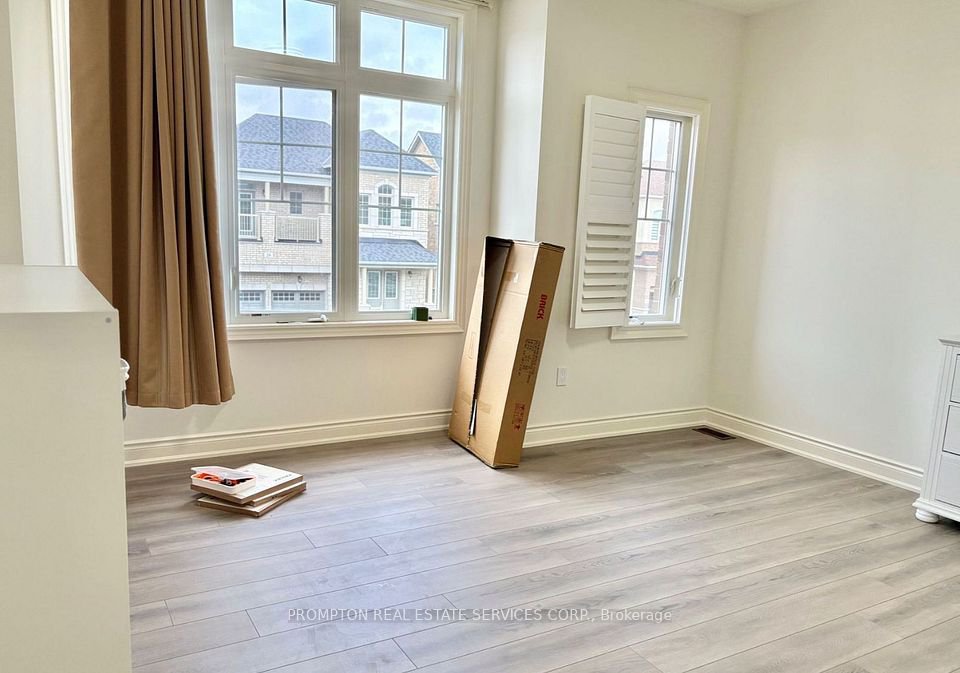 4 Bedroom House for Rent - 27 Current Drive, York, ON 3