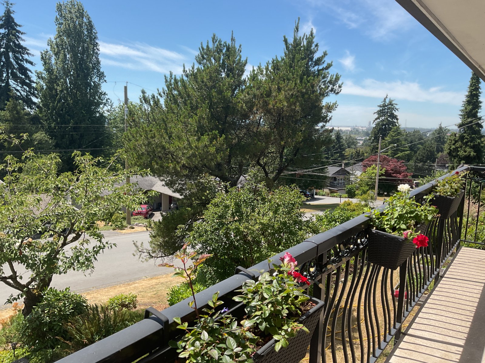 3 Bedroom House for Rent - Westside Dr, Delta, BC 2