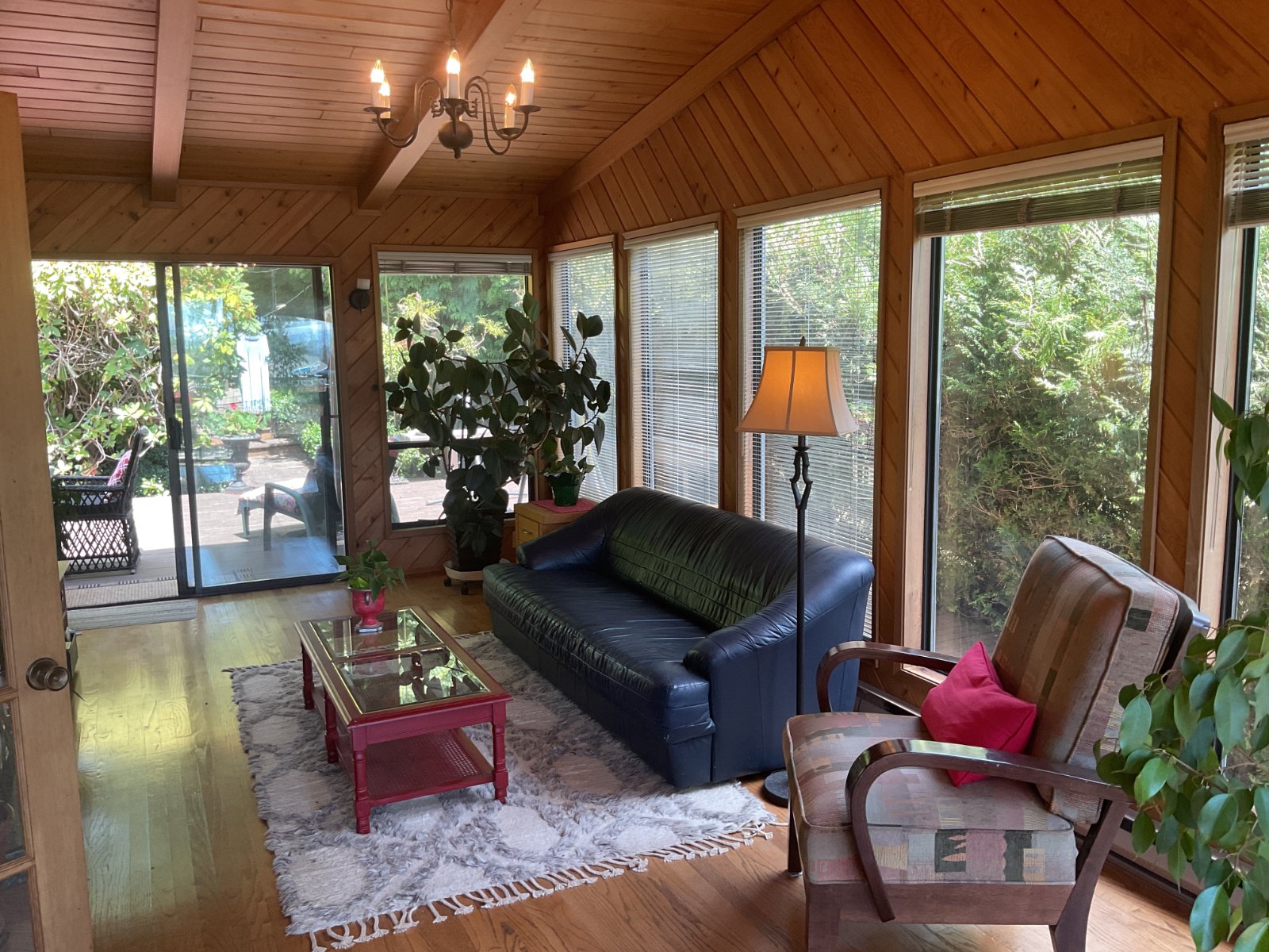 3 Bedroom House for Rent - Westside Dr, Delta, BC 3