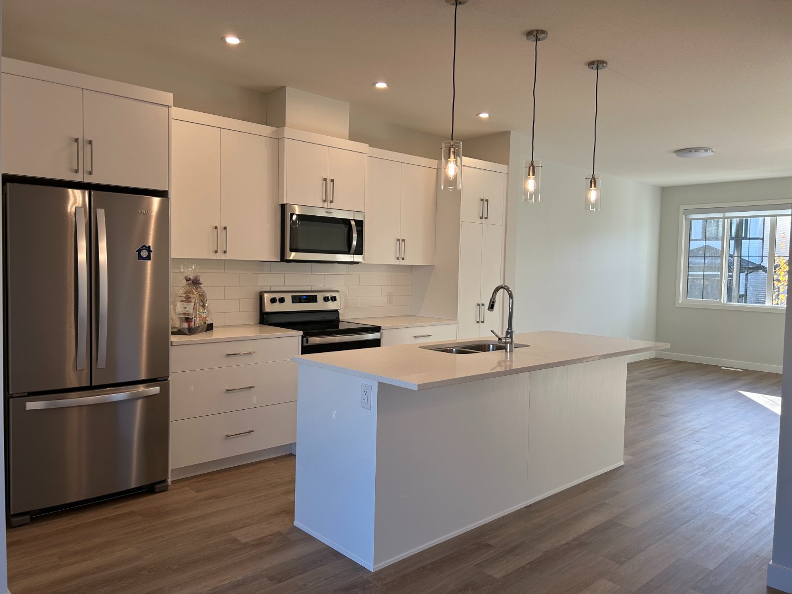 3 Bedroom House for Rent - Coughlan Grn SW, Edmonton, AB 4