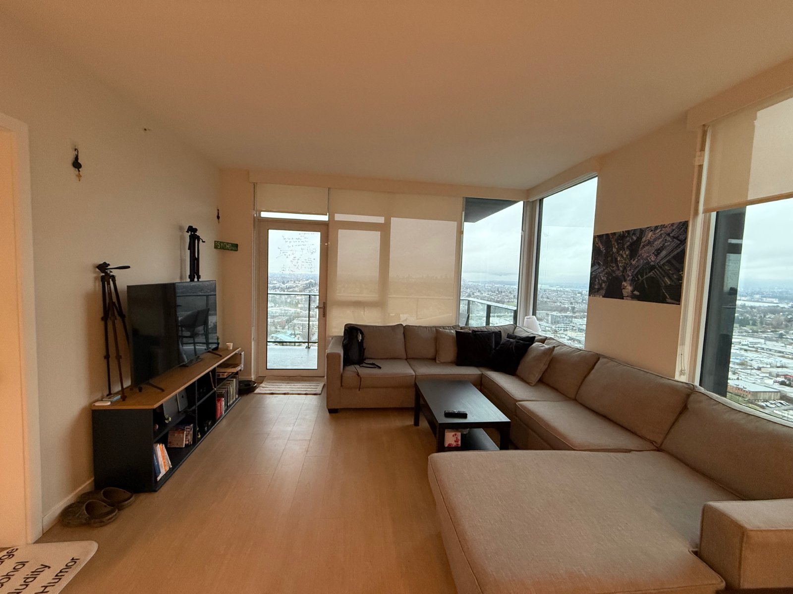 Room in Apartment for Rent - 1768 Gilmore, Burnaby, BC 2