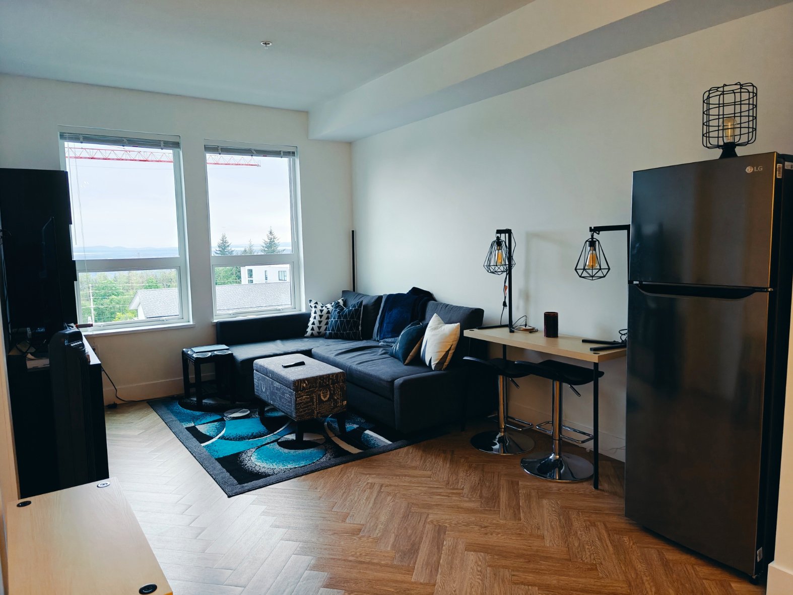 Room in Apartment for Rent - 9228 Slopes Mews, Burnaby, BC 2