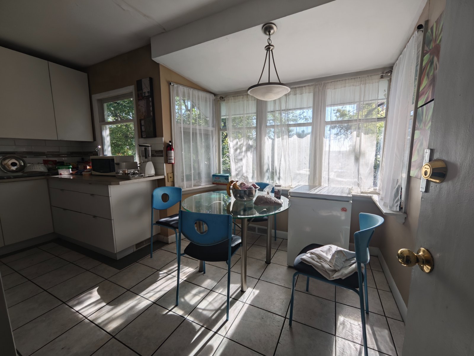 3 Bedroom House for Rent - Calgary, AB 3