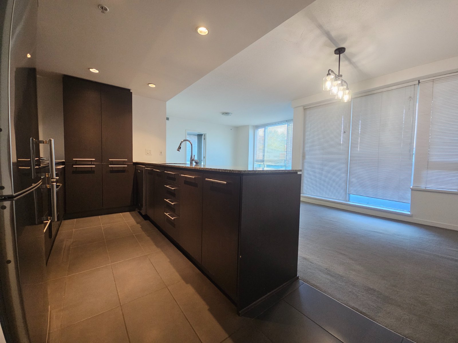 2 Bedroom Apartment for Rent - 522 8th Ave W, Vancouver, BC 2