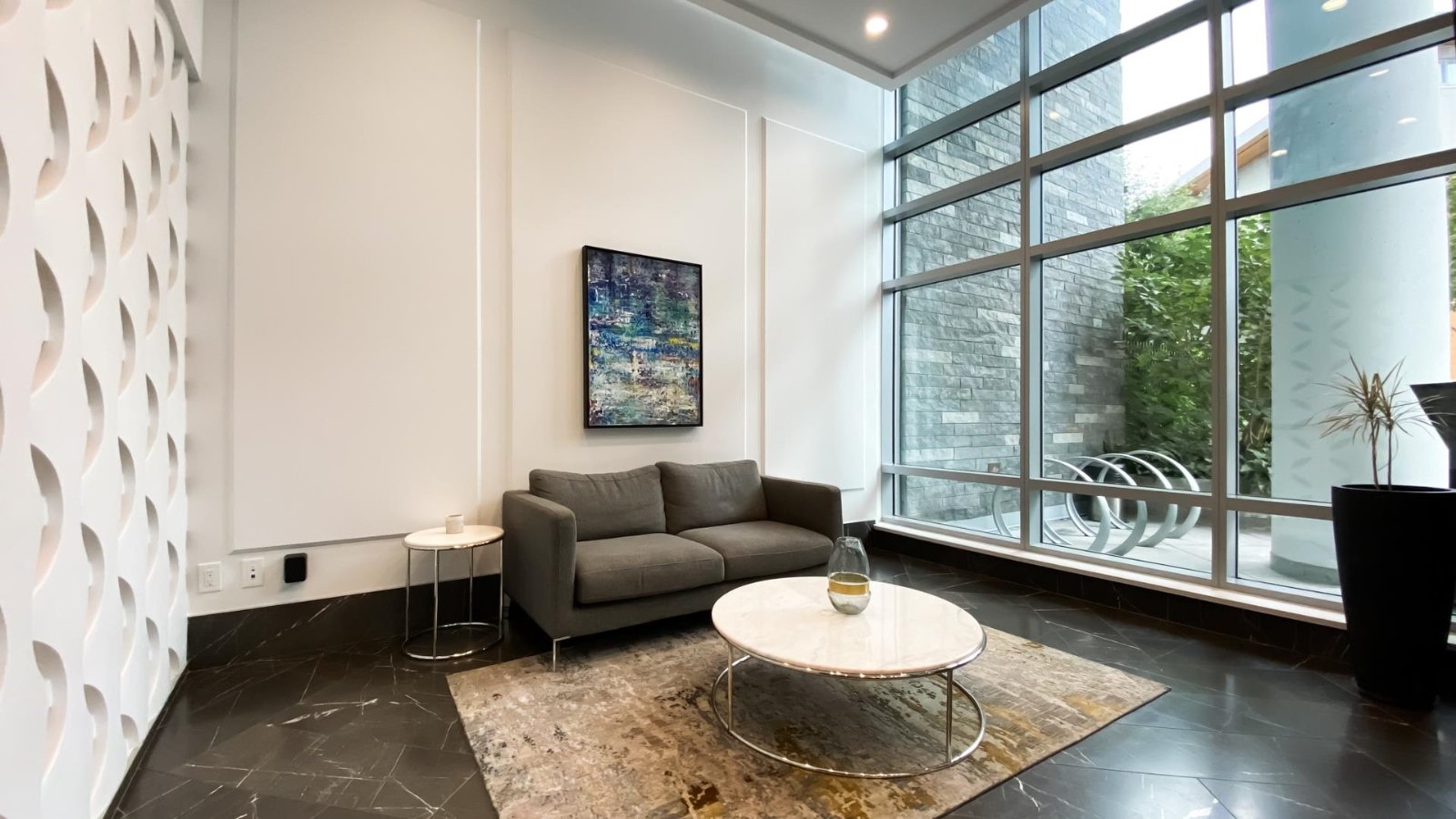 Room in Apartment for Rent - 520 Como Lake Ave, Coquitlam, BC 2