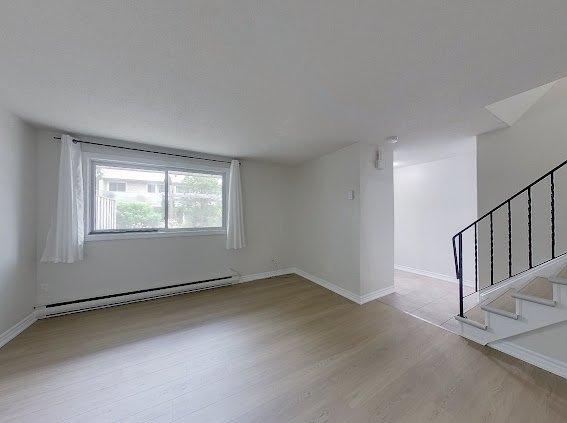 2 Bedroom Townhouse for Rent - 35 Breckenridge Dr, Kitchener, ON 3