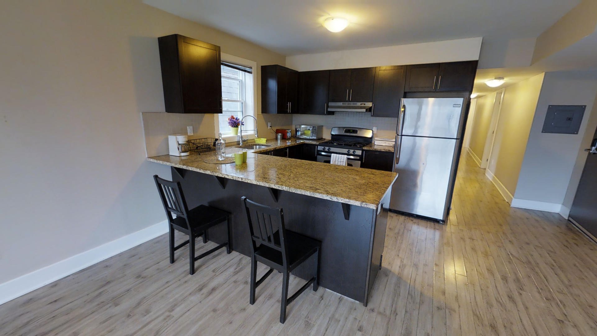 4 Bedroom Apartment for Rent - 167 Aylmer Avenue, Ottawa, ON 2