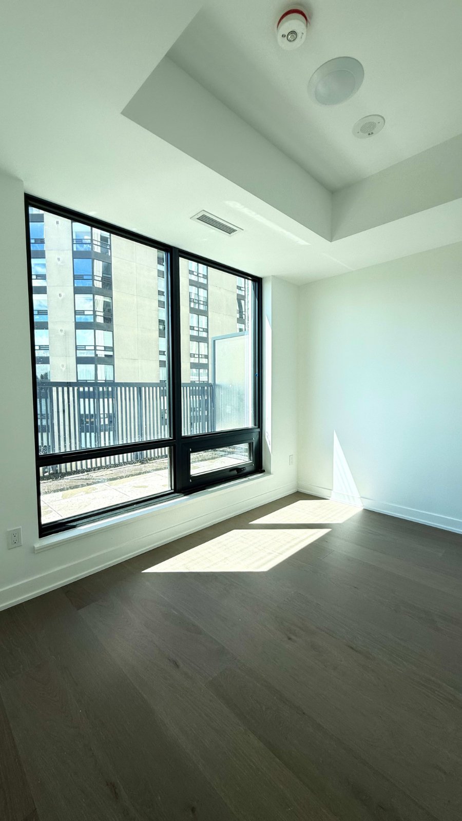 2 Bedroom Apartment for Rent - 91 Montclair Ave, Toronto, ON 5