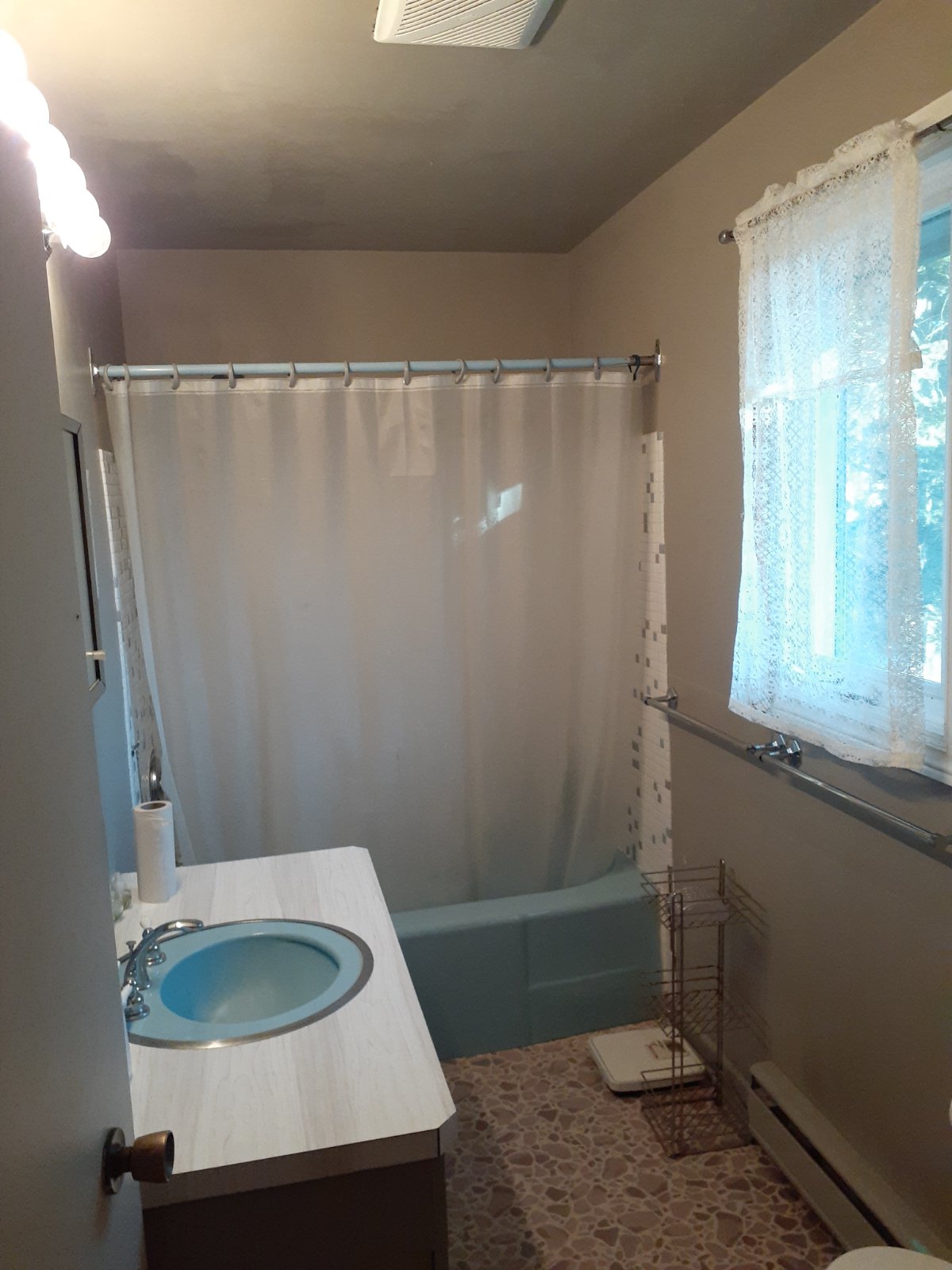 Room in House for Rent - 16 Sherwood Dr, Guelph, ON 3