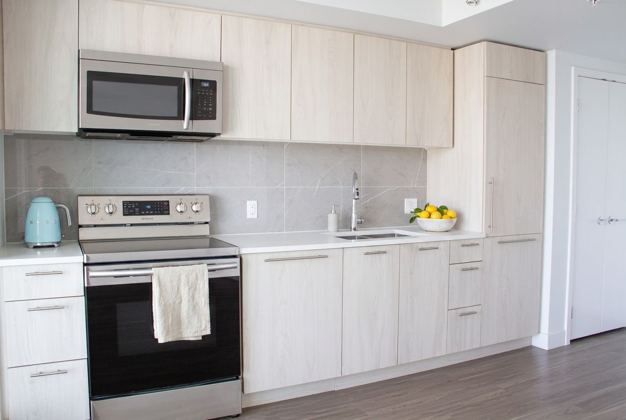 Studio Apartment for Rent - 1668 Davie Street, Vancouver, BC 5