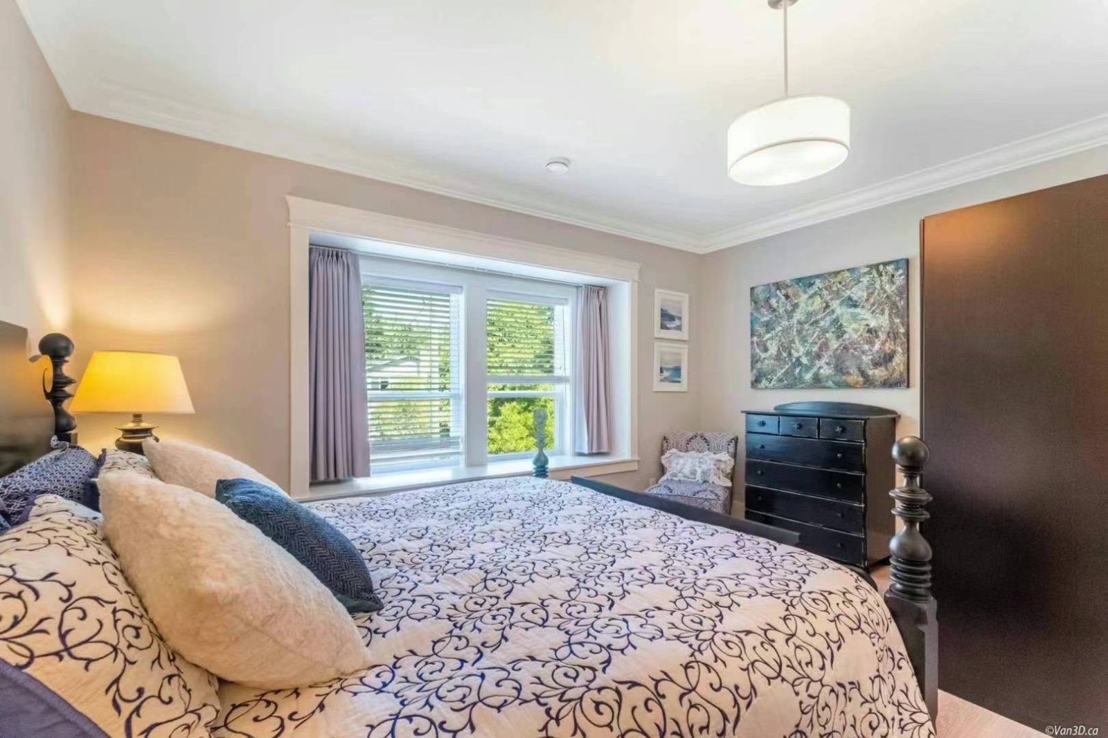 4 Bedroom Private Suite for Rent - 13632 Blackburn Ave, White Rock, BC 3