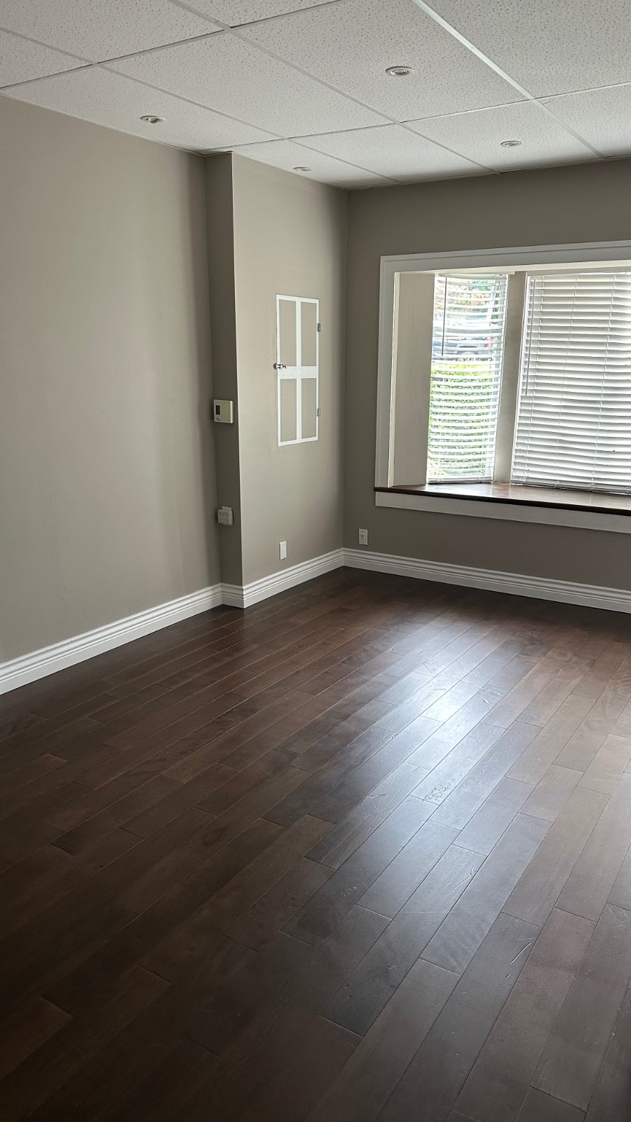 3 Bedroom House for Rent - 141 St, Surrey, BC 2