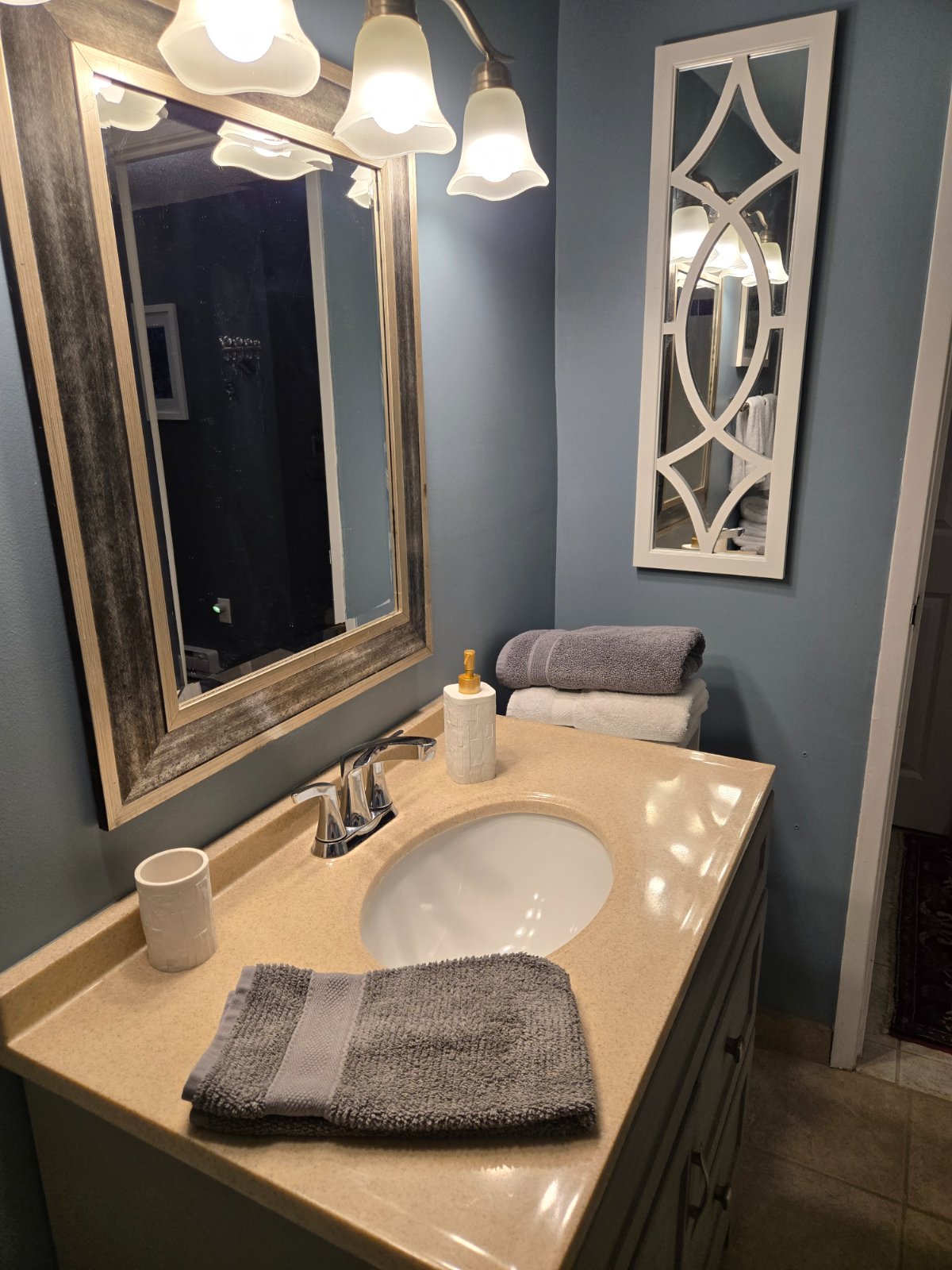 Room in Townhouse for Rent - 8400 Forest Grove Dr, Burnaby, BC 5
