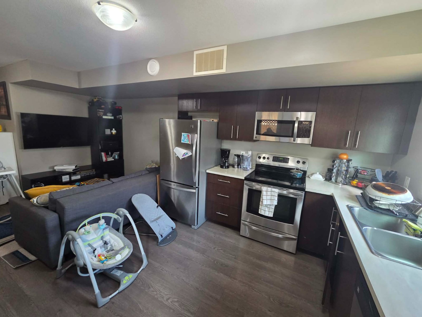 2 Bedroom Private Suite for Rent - 290 Arab Rd, Kelowna, BC 5