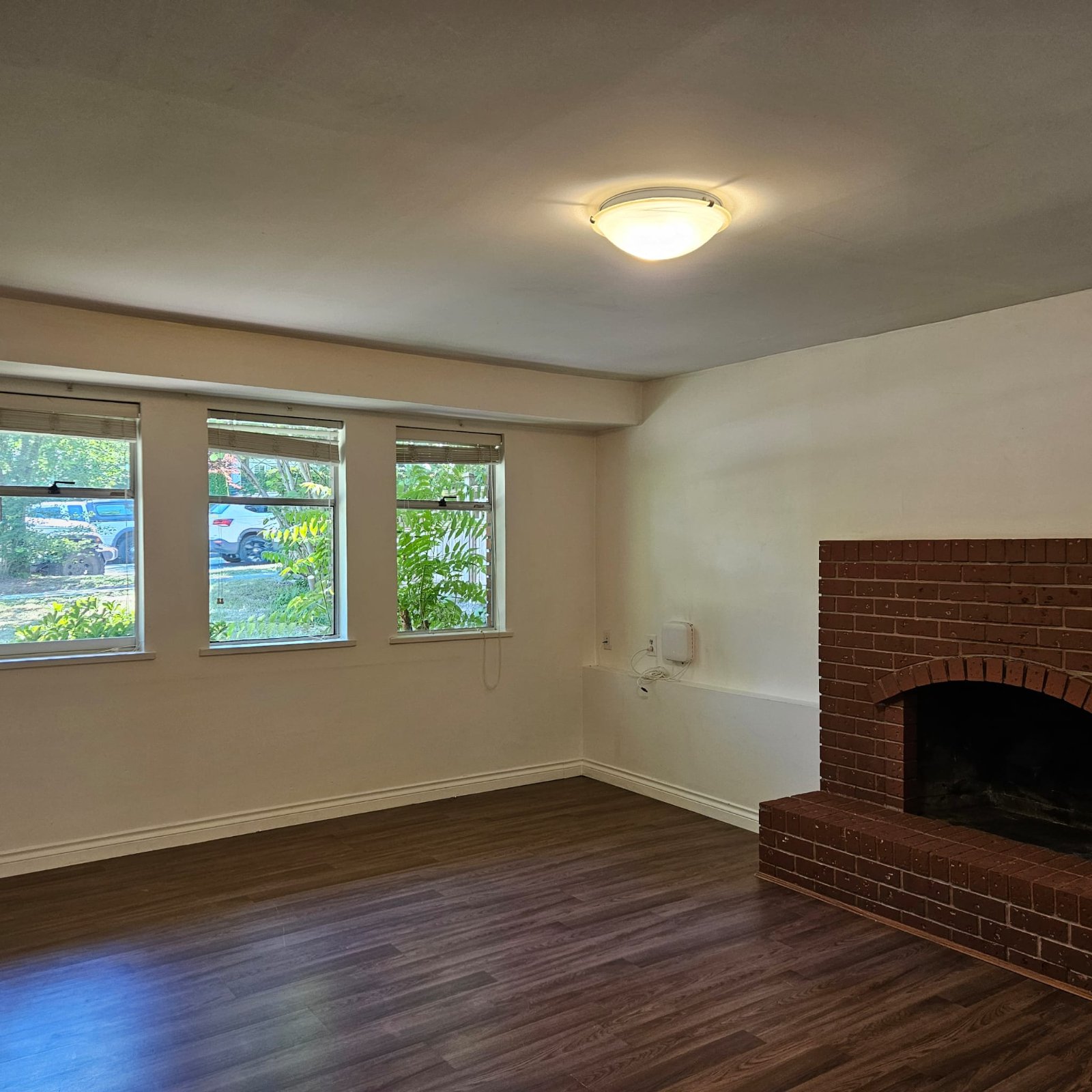 4 Bedroom Basement Suite for Rent - 4443 W 8th Ave, Vancouver, BC 2