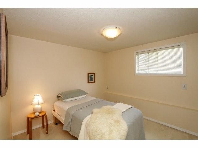 2 Bedroom House for Rent - 844 Burnaby St, New Westminster, BC 3