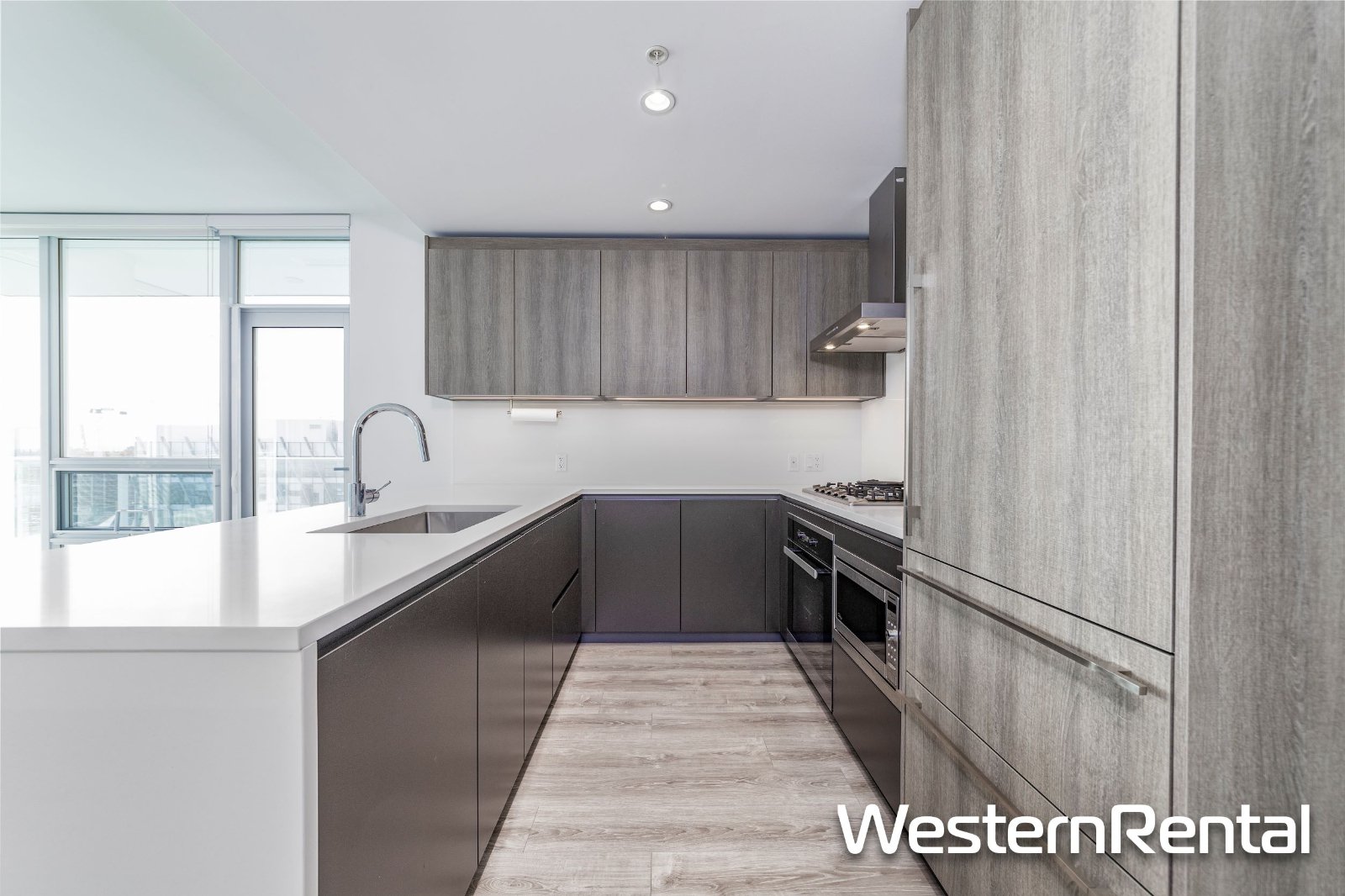 3 Bedroom Apartment for Rent - 6328 No 3 Rd, Richmond, BC 2