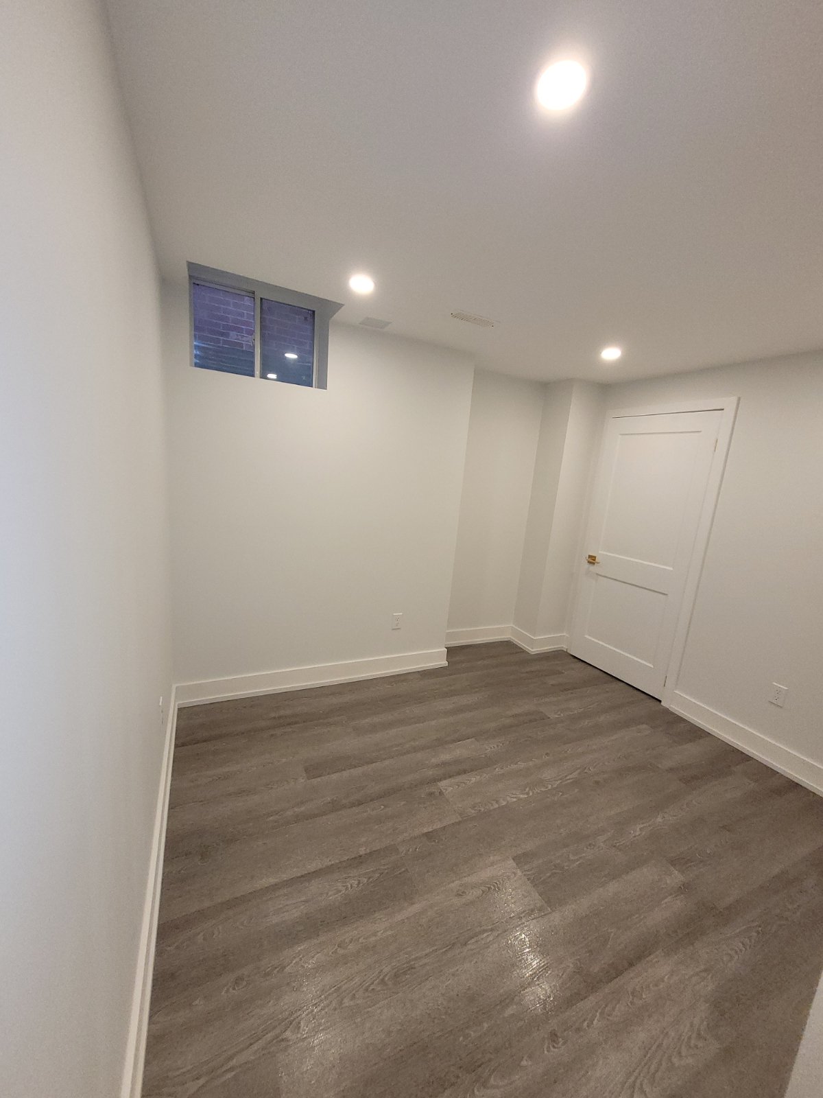 2 Bedroom Private Suite for Rent - Appleaire Cres, Brampton, ON 4
