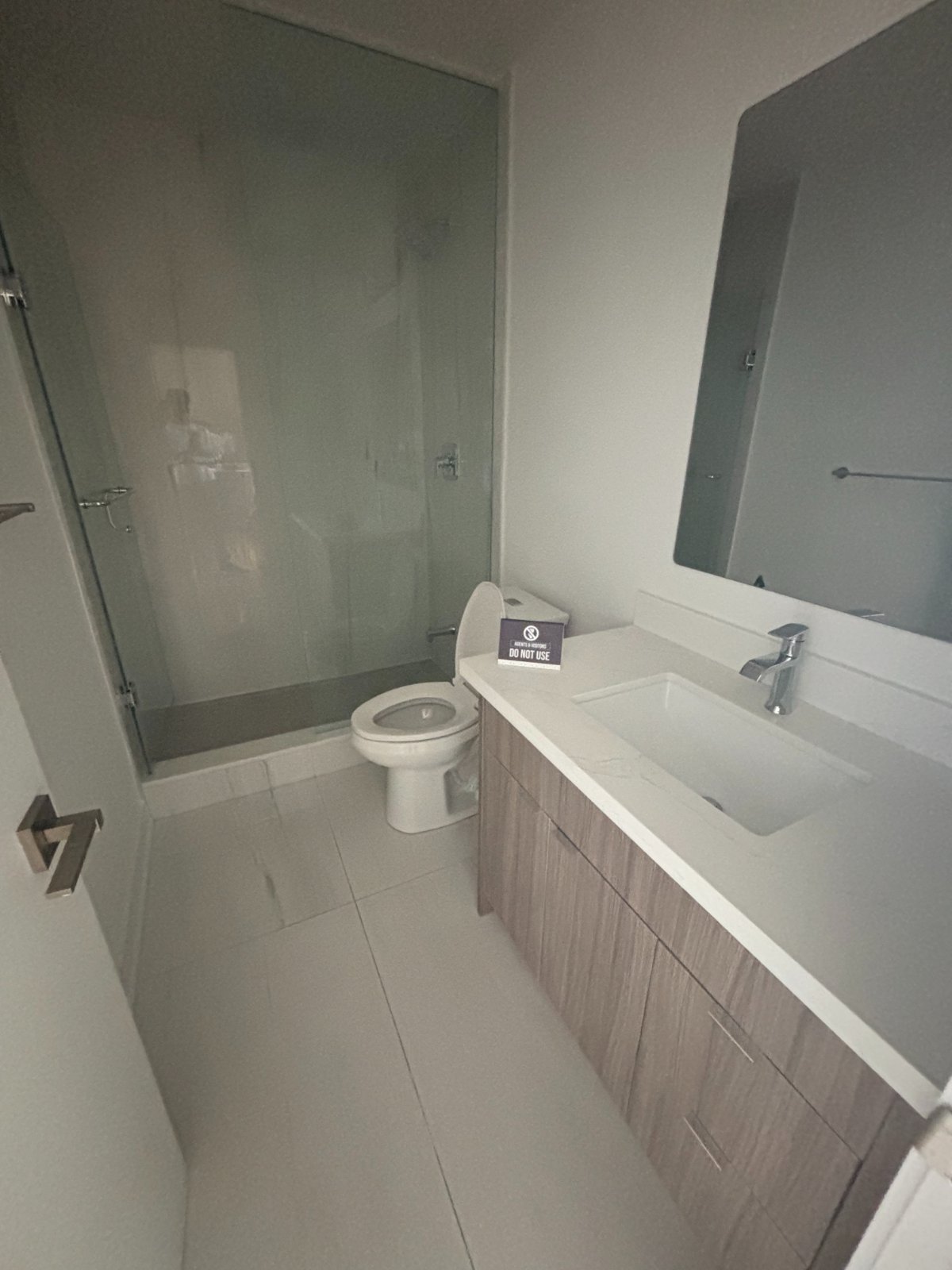 Room in Apartment for Rent - 770 Bay St, Toronto, ON 3