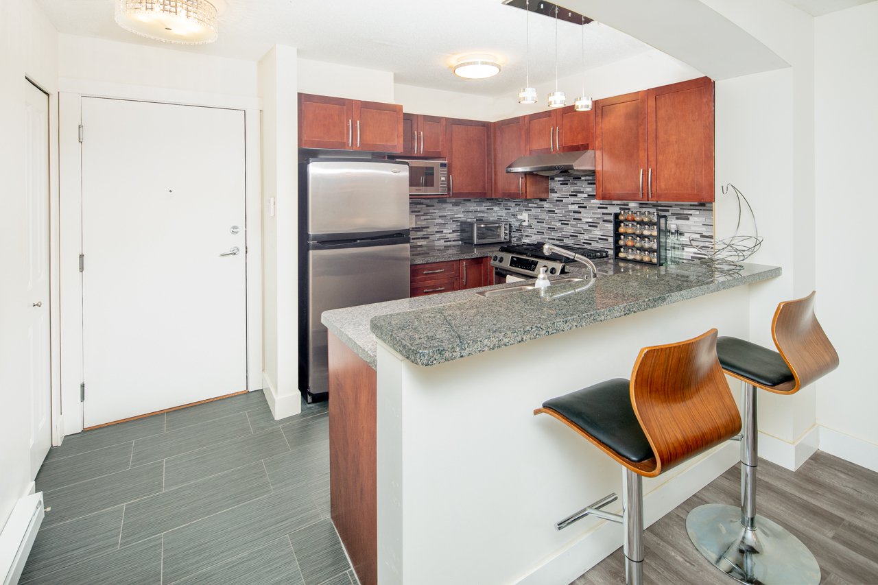2 Bedroom Apartment for Rent - 5749 Toronto Rd, Vancouver, BC 4