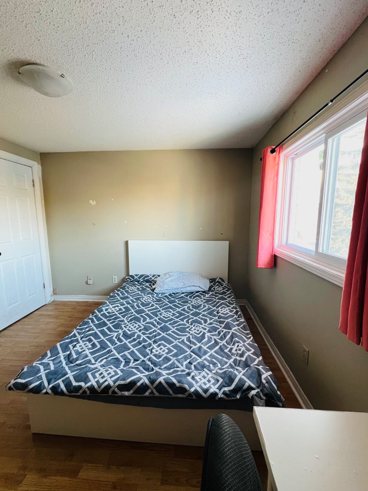5 Bedroom Private Suite for Rent - Ellesmere Rd, Scarborough, ON 2