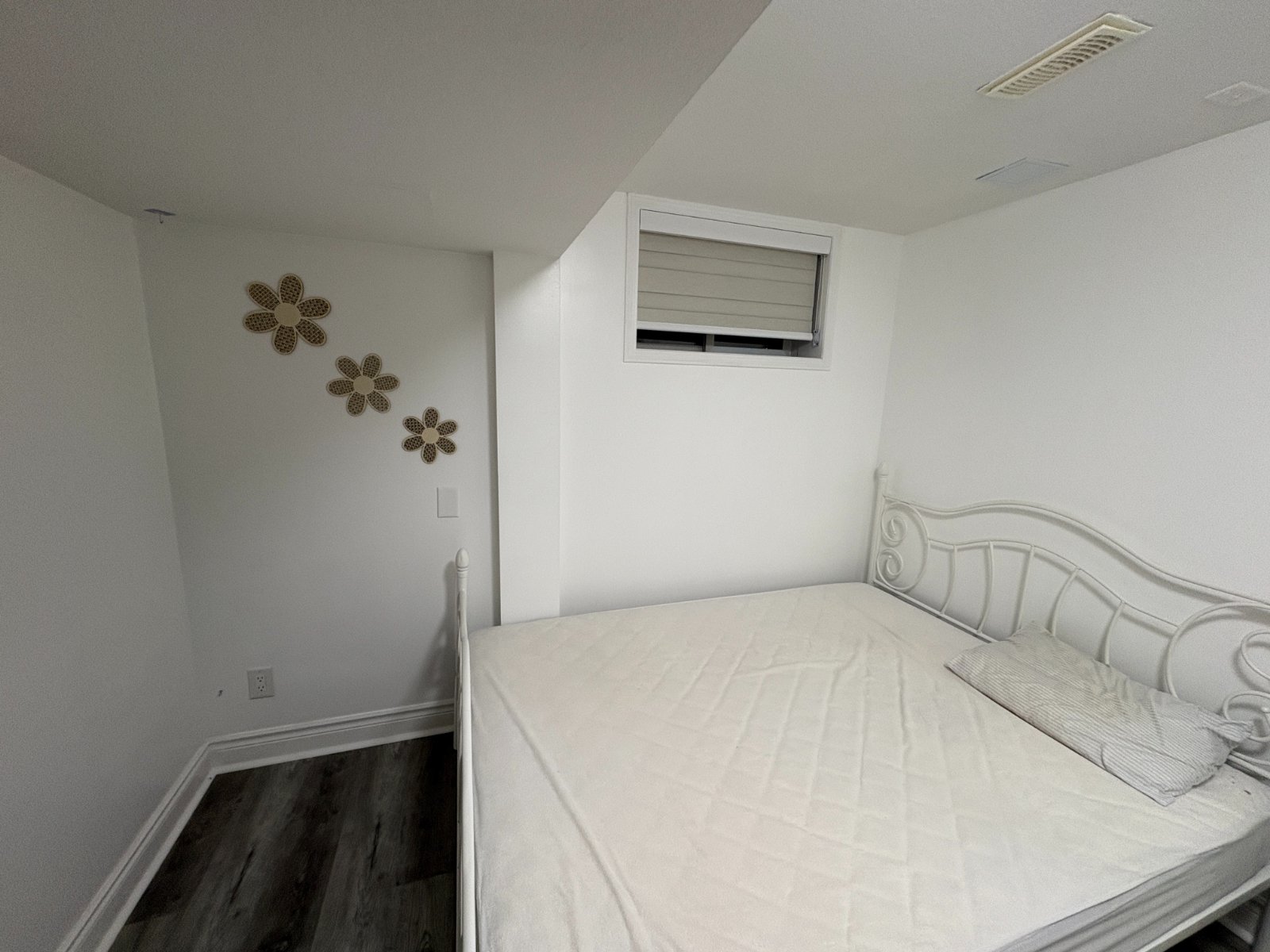 Room in House for Rent - Susan Cres, Kitchener, ON 4