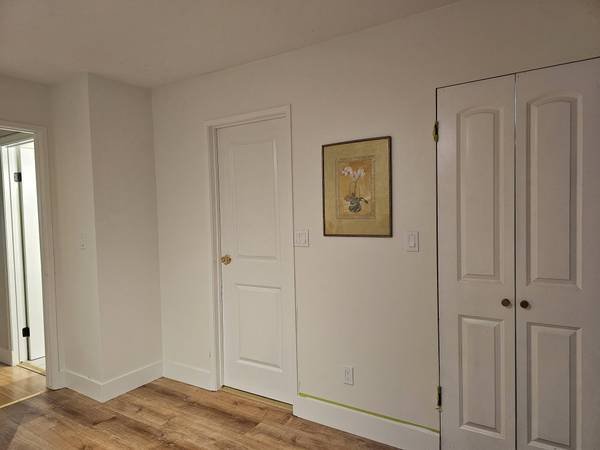 4 Bedroom House for Rent - E Columbia St, New Westminster, BC 4