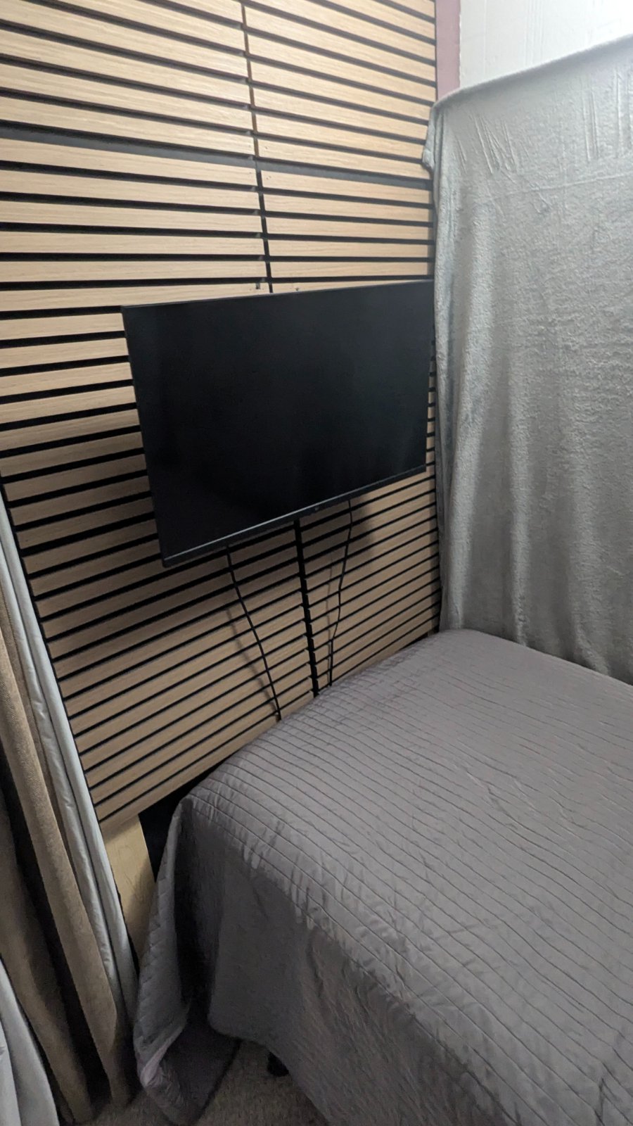 Room in Apartment for Rent - 1920 Alberni St, Vancouver, BC 2