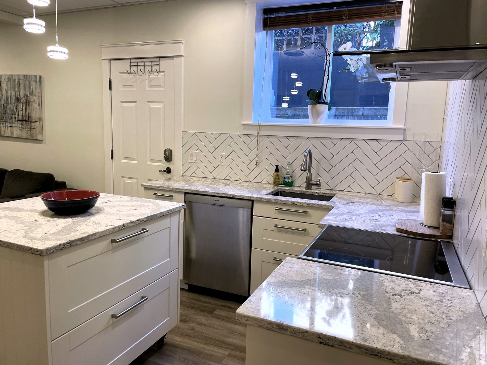2 Bedroom Private Suite for Rent - Westridge Dr, Kelowna, BC 4