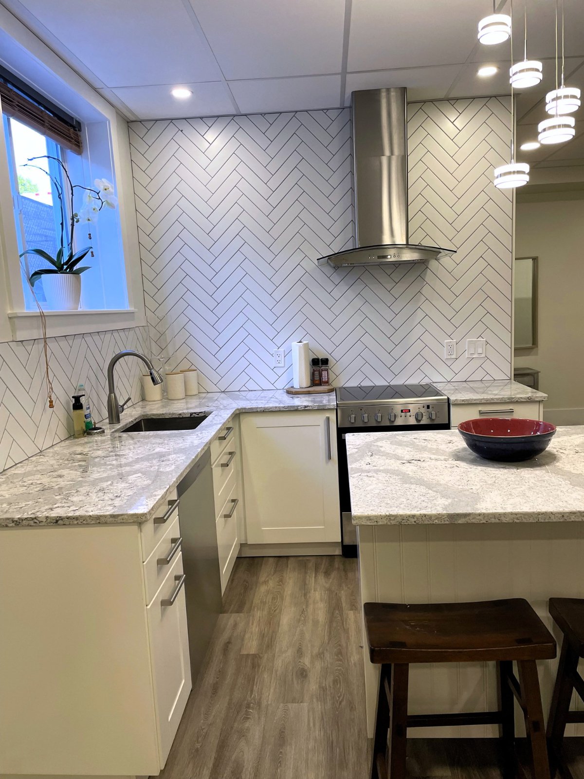 2 Bedroom Private Suite for Rent - Westridge Dr, Kelowna, BC 5