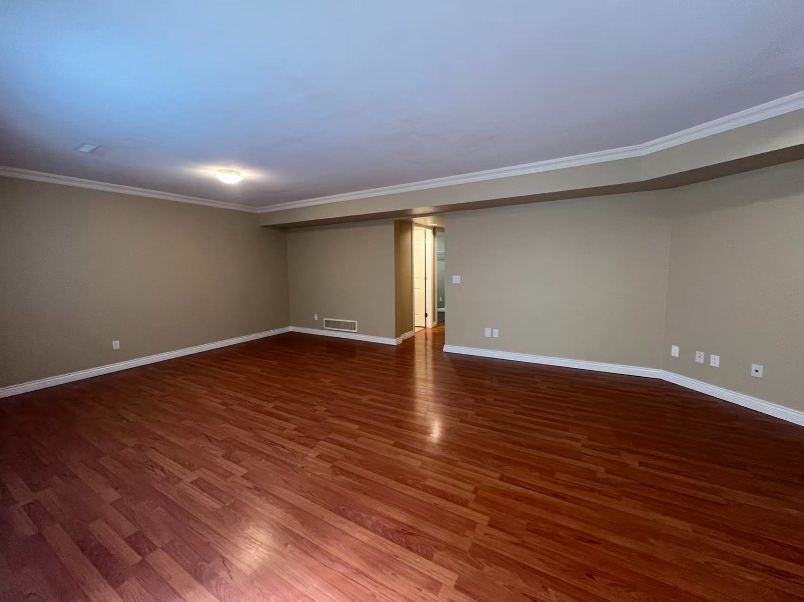 2 Bedroom Basement Suite for Rent - 197B St, Langley Twp, BC 2