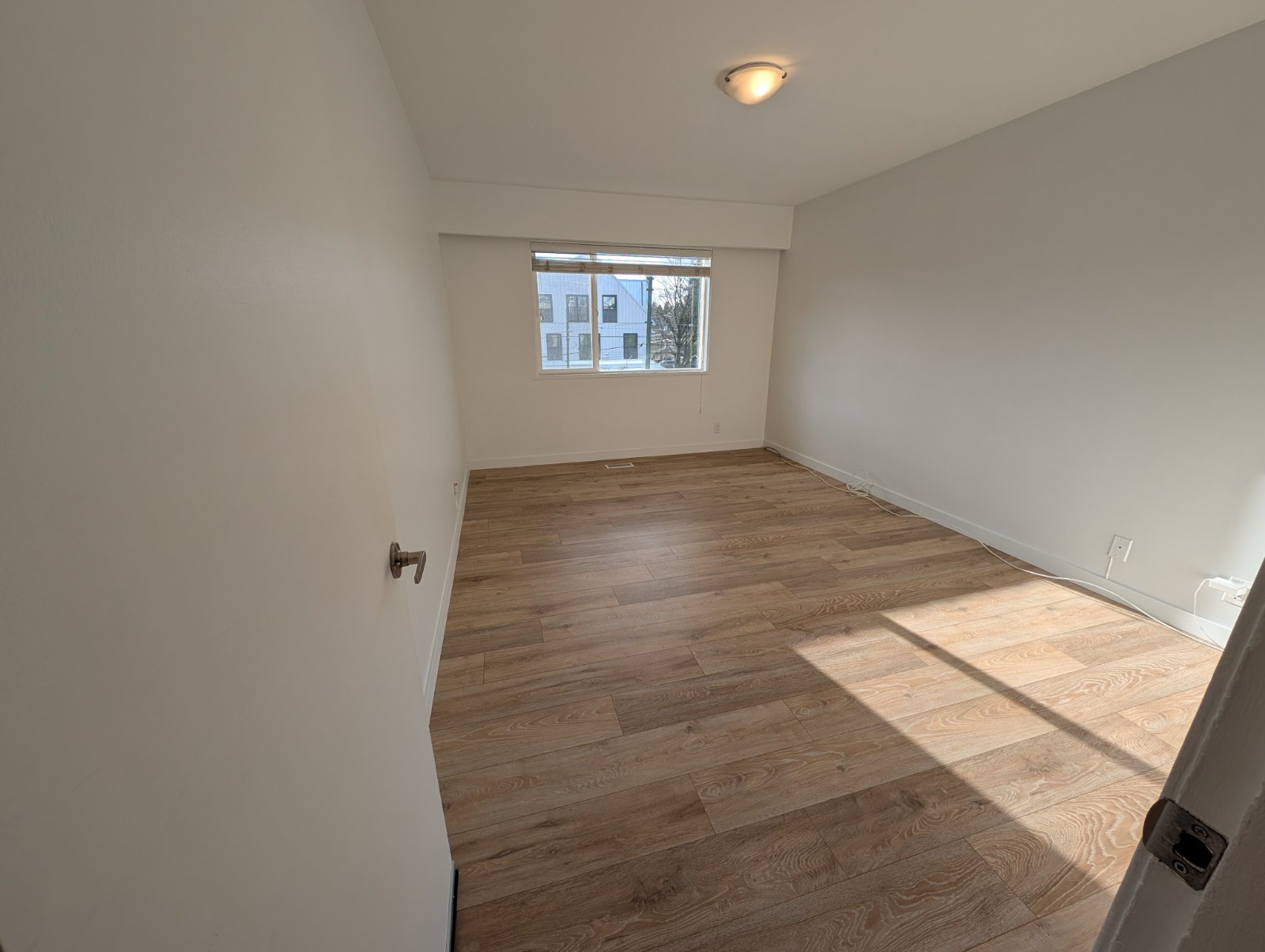 3 Bedroom Apartment for Rent - 5778 Main St, Vancouver, BC 2