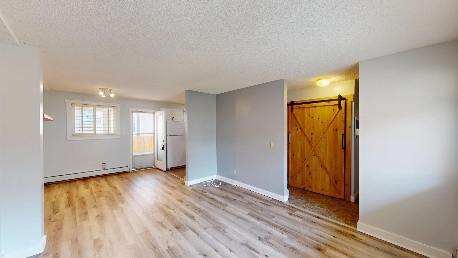 3 Bedroom Townhouse for Rent - 5-7740 Hunterview Dr Nw, Calgary, AB 5